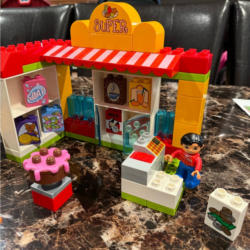 Lego Duplo 63 PC Supermarket #5604 - Picture 7 of 16